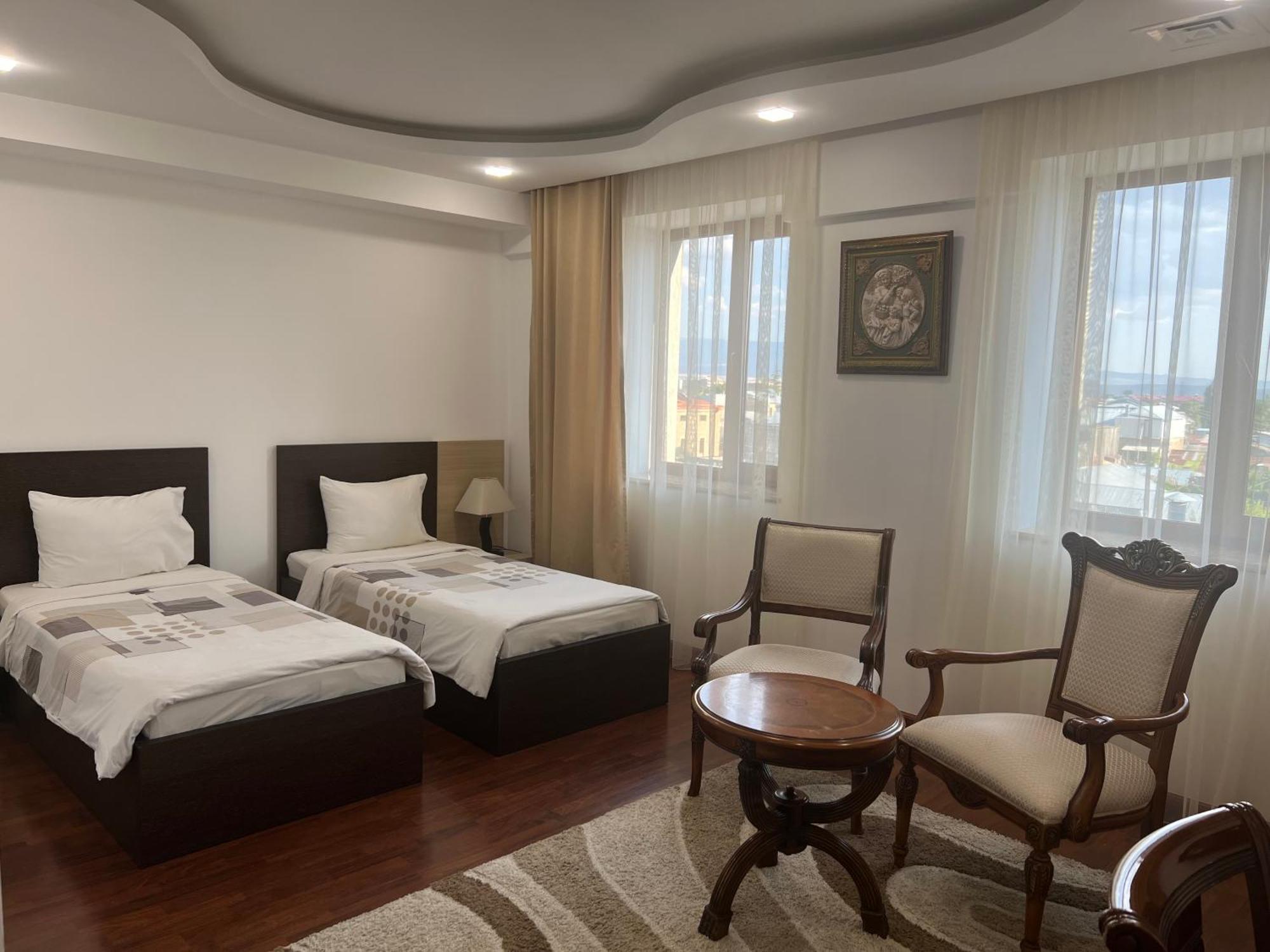 غيومري Vanatur Hotel المظهر الخارجي الصورة