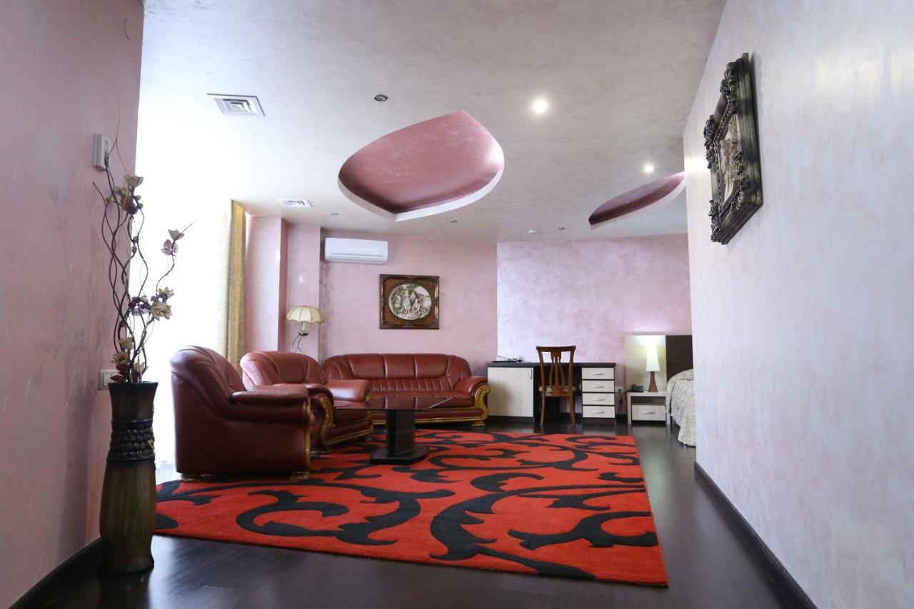 غيومري Vanatur Hotel المظهر الخارجي الصورة